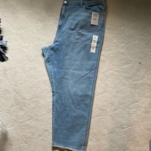 Levi Signature Heritage High Rise Straight Jeans